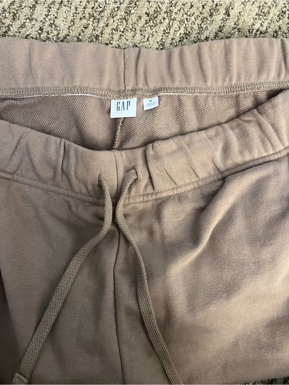 GAP Relaxed Drawstring Joggers in Taupe